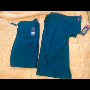 Cherokee scrub set
